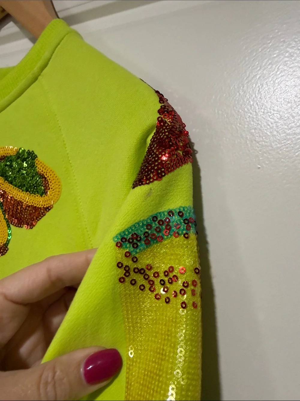 QUEEN OF SPARKLES Neon green Sequin Mexican Food Short Sleeve Sweatshirt